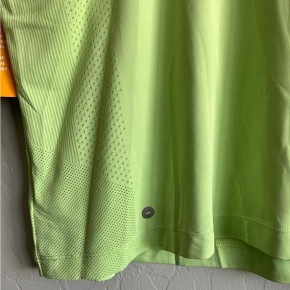 XL (16-18) Avia Women's Perf Athletic Sleeveless Green Tank Top - Picture 5 of 6